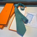 Hermes Tie Larguez Les Amarres Twillbi Green For Men - Image 9