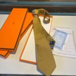 Hermes Tie Larguez Les Amarres Twillbi Yellow For Men - Image 3
