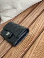 Chanel Classic Card Holder Sliver  Hardware Black - Image 4