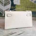 Hermes Kelly Pochettee White For Women Gold Toned Hardware 8.5in/22cm - Image 9