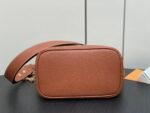 Louis Vuitton Lock and Walk Brown For Women 8.1in/20.5cm M24165 - Image 9