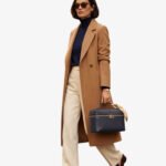 Loro Piana Extra Pocket L27 Top Handle Bag 10.6in/ 27cm Navy Blue Gold Hardware For Women FAN4043 W000 - Image 2