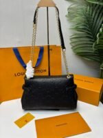 Louis Vuitton Anytime Flap Bag Black For Women 11.6in/29.5cm M14604 - Image 4