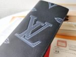 Louis Vuitton Brazza Wallet Taurillon Shadow For Men, Men's Wallet 7.5in/19cm LV - Image 4