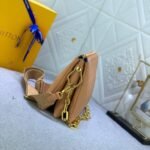 Louis Vuitton Coussin PM Shoulder Bags 10.2in/ 26cm Monogram Cream Gold Hardware For Women - Image 3