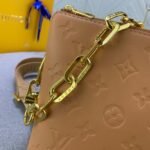 Louis Vuitton Coussin PM Shoulder Bags 10.2in/ 26cm Monogram Cream Gold Hardware For Women - Image 5
