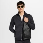 Louis Vuitton Duo Slingbag Crossbody Bag 16.5in/ 42cm Black Black Toned Hardware For Men M28399 - Image 2