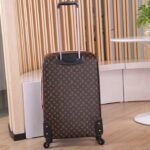 Louis Vuitton Horizon 55 Suitcase 21.7in/ 55cm Brown Gold Hardware - Image 4