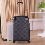 Louis Vuitton Horizon 55 Suitcase 21.7in/ 55cm Black Silver Hardware - Image 5