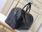 [True-to-ORIGINAL] Louis Vuitton Keepall Bandouliere 45 Travel Bag 17.7in/ 45cm Black Gold Hardware M45532 - Image 7