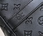 Louis Vuitton Keepall Bandouliere 45 Travel Bag 17.7in/ 45cm Black Gold Hardware M45532 - Image 9