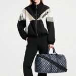 Louis Vuitton Keepall Bandouliere 50 Travel Bag 19.7in/ 50cm Blue Black Hardware M24953 - Image 2