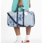 Louis Vuitton Keepall Bandouliere 50 Travel Bag 19.7in/ 50cm Blue For Men Silver Hardware M57946 - Image 2