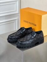 Louis Vuitton LV Ranger Derby Monogram Flowers Black For Men - Image 2