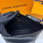 Louis Vuitton Lock And Walk Bag Black For Women M24006- 20.5 Cm/ 8 Inches - Image 9