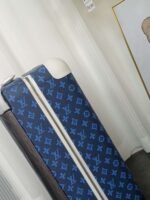 Louis Vuitton Horizon 55 Suitcase 21.7in/ 55cm Monogram Blue Silver Hardware - Image 4