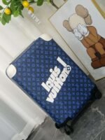 Louis Vuitton Horizon 55 Suitcase 21.7in/ 55cm Monogram Blue Silver Hardware - Image 2