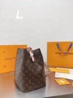 Louis Vuitton NeoNoe MM Brown For Women 26cm / 10.2in M44022 - Image 4