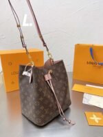 Louis Vuitton NeoNoe MM Brown For Women 26cm / 10.2in M44022 - Image 2
