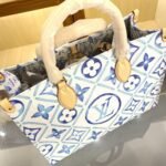 Louis Vuitton OnTheGo MM Tote Bag 13.8in/ 35cm Blue Gold Hardware For Women M11262 - Image 7