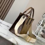 [True-to-ORIGINAL] Louis Vuitton OnTheGo PM Tote Bag 9.8in/ 25cm Brown Gold Hardware For Women - Image 4
