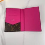 Louis Vuitton Passport Cover Wallet Pink For Men 5.5in/14cm M82866 - Image 4