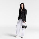 Louis Vuitton Pochette Metis East West Shoulder Bag 8.5in/ 21.5cm Black Gold Hardware For Women M46595 - Image 4