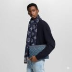 Louis Vuitton Pochette To Go Pouch 11.8in /30cm Navy River Blue Black Hardware For Men M82321 - Image 2