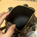 Louis Vuitton Speedy Trunk 20 Top Handle Bag 8.1in/ 20.5cm Monogram Canvas Gold Hardware For Women M13146 - Image 10