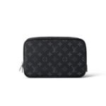 Louis Vuitton Toilet Pouch PM Bag Black For Men 7,9in/20cm M46577