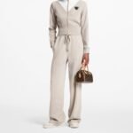 Louis Vuitton Trainer Sneakers Beige For Women 1AJJVM - Image 2
