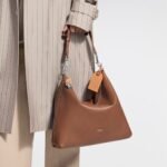 Louis Vuitton Vagabond Hobo Shoulder Bag 18.9in/ 48cm Caramel Silver Hardware For Men M28392 - Image 2