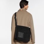 Louis Vuitton Verso Hobo Shoulder Bag 11.8in/ 30cm Black Silver Hardware For Men M27022 - Image 2