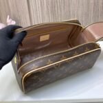 Louis Vuitton King Size Toiletry Monogram Canvas Brown M47528 - Image 6