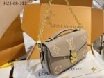 Louis Vuitton Pochette Metis East West Shoulder Bag 8.5in/ 21.5cm Tourterelle Gray / Creme Beige Gold Hardware For Women M23081 - Image 6