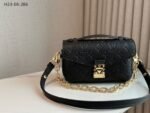 Louis Vuitton Pochette Metis East West Shoulder Bag 8.5in/ 21.5cm Black Gold Hardware For Women M46595 - Image 5