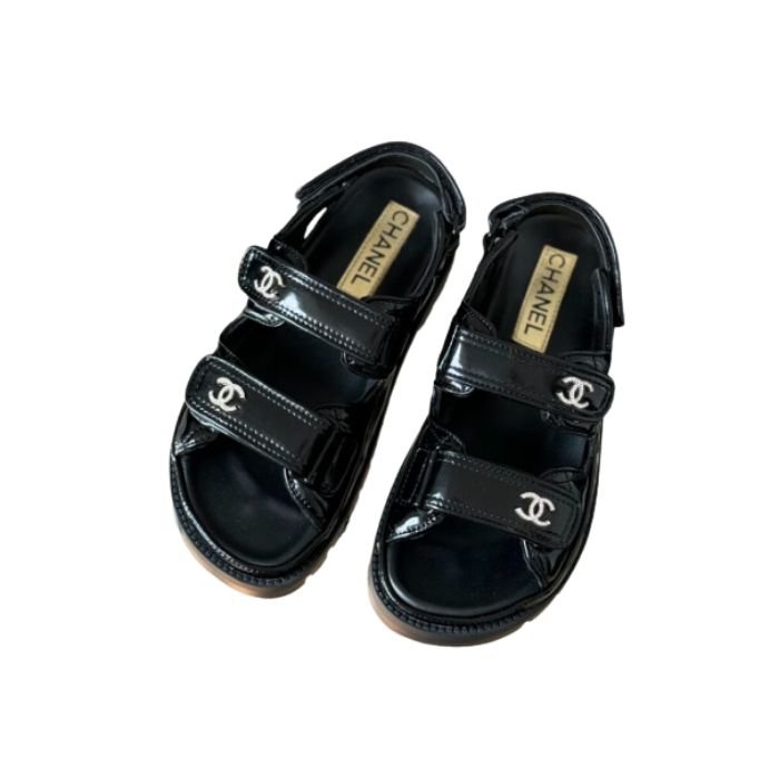 xr:d:DAF_3BJlxp4:69,j:6314469052839609018,t:24032113 Chanel Sandals Black For Women - Image 1