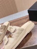 Chanel Sandals With Chanel Logo Beige For Women - Image 4