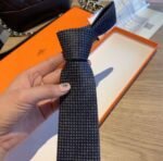 Hermes Tie 7 Faconnee New H Navy Blue For Men - Image 5