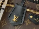 Louis Vuitton Vanity Chain Pouch Brown For Women 19cm / 7.5in M47125 - Image 3