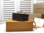 Louis Vuitton Deauville Mini Monogram Canvas By Nicolas Ghesquiere M45528 - Image 5