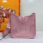 Hermes Evelyne III 29 Bag Pink With Silver-Toned Hardware - Image 6
