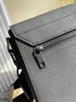 Louis Vuitton Messenger Grain Black M57080 - Image 3