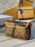 Louis Vuitton Tikal PM Monogram Canvas M40078 - Image 4
