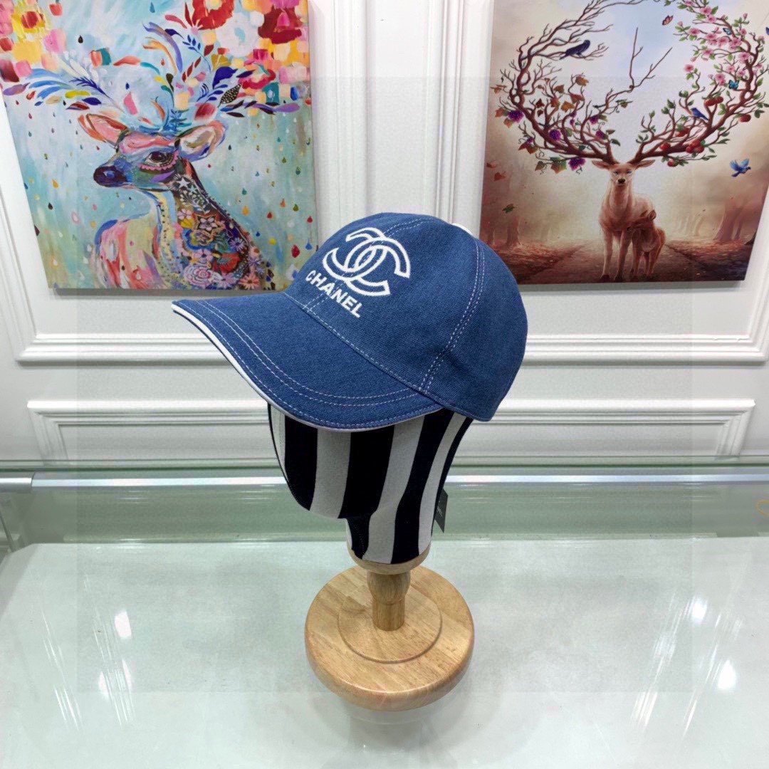 ac38dfa3.jpg Chanel Cap Blue - Image 1
