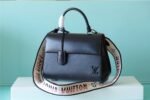 Louis Vuitton Cluny Mini Epi Black For Women, Women's Handbags, Shoulder And Crossbody Bags 28cm/11in LV  - Image 2