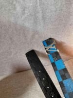 Louis Vuitton Reversible LV Belt Damier Graphite 3D Canvas Blue and Black LV Women Belt - Image 3
