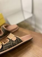 Fendi Feel Slides Dark Pink For Women - Image 4