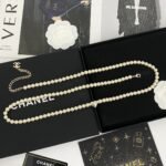 Chanel Pearl Waist With Heart Chain And Logo Pendant For Women - Image 6