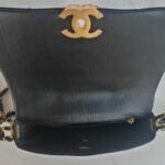 Chanel Wide Shoulder Bag 8.1in/ 20.5cm Black Gold Hardware For Women - Image 7